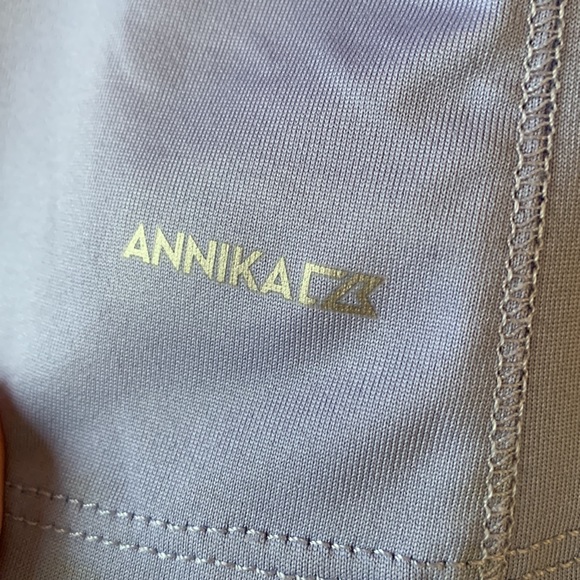 ANNIKA MEDIUM Cutter and Buck blue ruffle hem sleeveless sport top shirt EUC - Picture 5 of 9